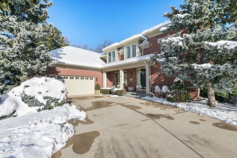Photo of 849 Country Club Lane, Northbrook, IL 60062 (MLS # 12530628)