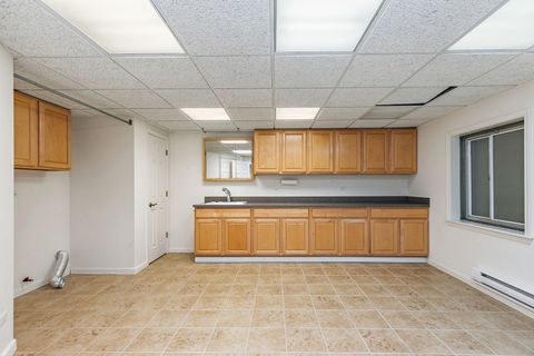 Tiny photo for 849 Country Club Lane, Northbrook, IL 60062 (MLS # 12530628)