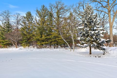 Tiny photo for 849 Country Club Lane, Northbrook, IL 60062 (MLS # 12530628)