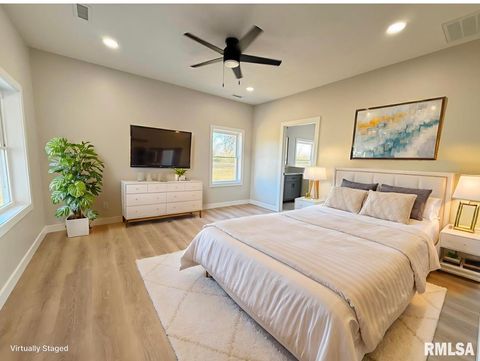 Tiny photo for 333 S Hanseman Street, Carbondale, IL 62901 (MLS # EB460735)