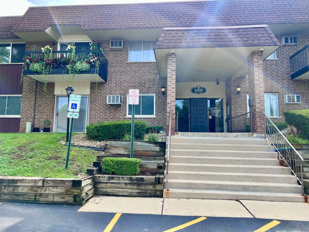 Photo for 3415 83rd Street #E16, Woodridge, IL 60517 (MLS # 12432636)