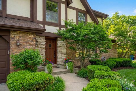 Tiny photo for 3810 Russett Lane, Northbrook, IL 60062 (MLS # 12575079)