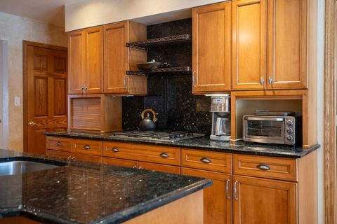 Tiny photo for 3810 Russett Lane, Northbrook, IL 60062 (MLS # 12575079)