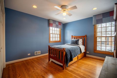 Tiny photo for 3810 Russett Lane, Northbrook, IL 60062 (MLS # 12575079)