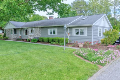Photo of 10262 Highway 127 Highway, Murphysboro, IL 62966 (MLS # 12643416)