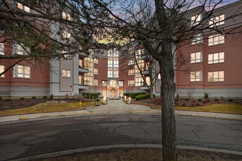 Photo of 3100 Lexington Lane #312, Glenview, IL 60026 (MLS # 12572077)