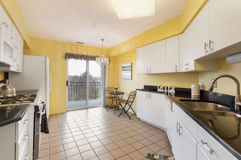 Tiny photo for 3100 Lexington Lane #312, Glenview, IL 60026 (MLS # 12572077)