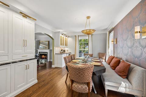 Tiny photo for 1049 N Elmwood Avenue, Oak Park, IL 60302 (MLS # 12705605)