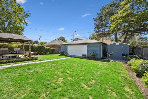 Tiny photo for 1049 N Elmwood Avenue, Oak Park, IL 60302 (MLS # 12705605)