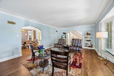 Tiny photo for 1049 N Elmwood Avenue, Oak Park, IL 60302 (MLS # 12705605)