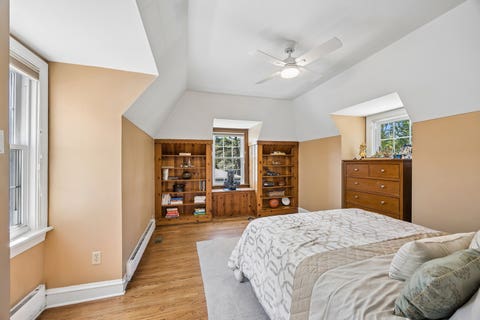 Tiny photo for 1049 N Elmwood Avenue, Oak Park, IL 60302 (MLS # 12705605)