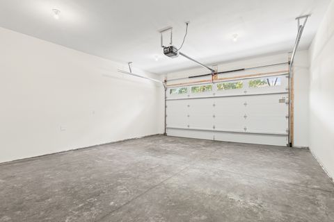 Tiny photo for 2015 Cureton Drive #B, Urbana, IL 61801 (MLS # 12480719)