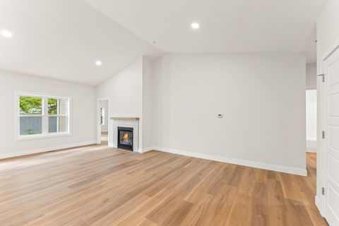 Tiny photo for 2015 Cureton Drive #B, Urbana, IL 61801 (MLS # 12480719)