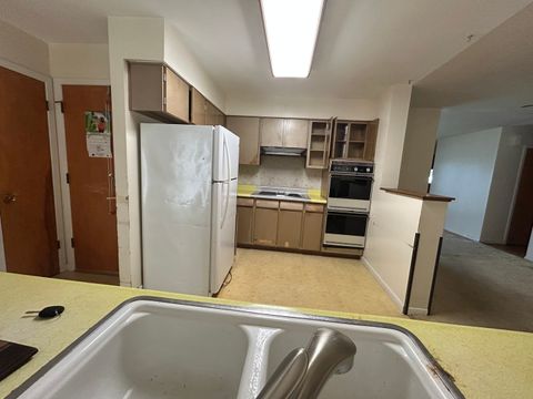 Tiny photo for 333 Charing Cross Road, Elk Grove Village, IL 60007 (MLS # 12511136)