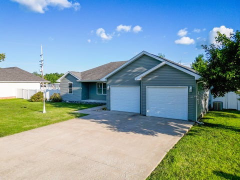 Tiny photo for 406 Bhrett Drive, Energy, IL 62933 (MLS # 12710267)