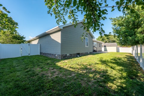 Tiny photo for 406 Bhrett Drive, Energy, IL 62933 (MLS # 12710267)