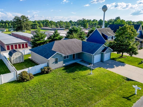 Tiny photo for 406 Bhrett Drive, Energy, IL 62933 (MLS # 12710267)