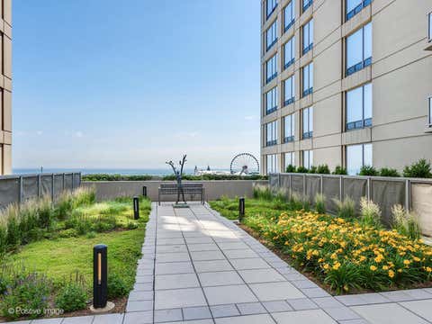 Tiny photo for 600 N Lake Shore Drive #3804, Chicago, IL 60611 (MLS # 12715254)