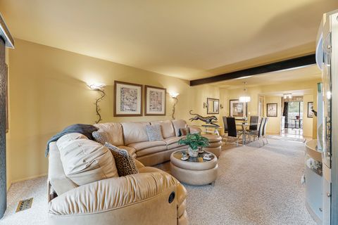 Tiny photo for 1721 Northfield Square #C, Northfield, IL 60093 (MLS # 12530285)