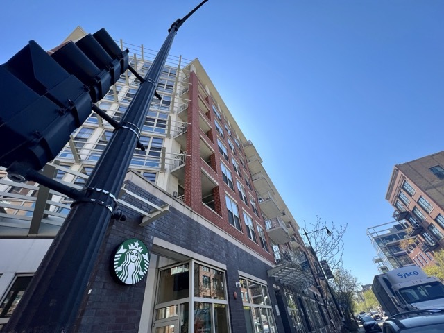 1001 W Madison Street 504