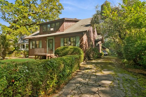 Tiny photo for 785 Locust Street, Winnetka, IL 60093 (MLS # 12489126)