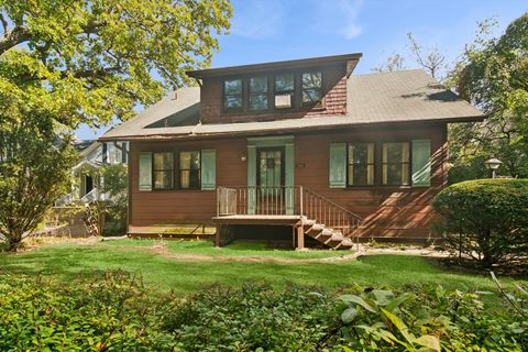 Photo of 785 Locust Street, Winnetka, IL 60093 (MLS # 12489126)
