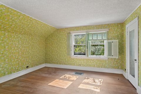 Tiny photo for 785 Locust Street, Winnetka, IL 60093 (MLS # 12489126)