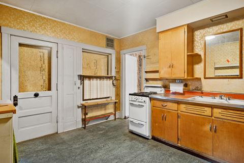 Tiny photo for 785 Locust Street, Winnetka, IL 60093 (MLS # 12489126)