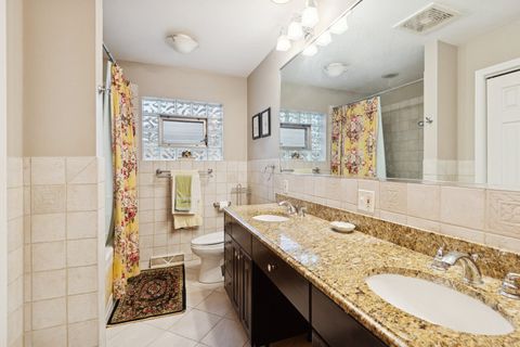 Tiny photo for 700 Lamon Avenue, Wilmette, IL 60091 (MLS # 12539700)