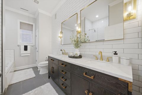 Tiny photo for 4821 N Damen Avenue #4, Chicago, IL 60625 (MLS # 12598209)