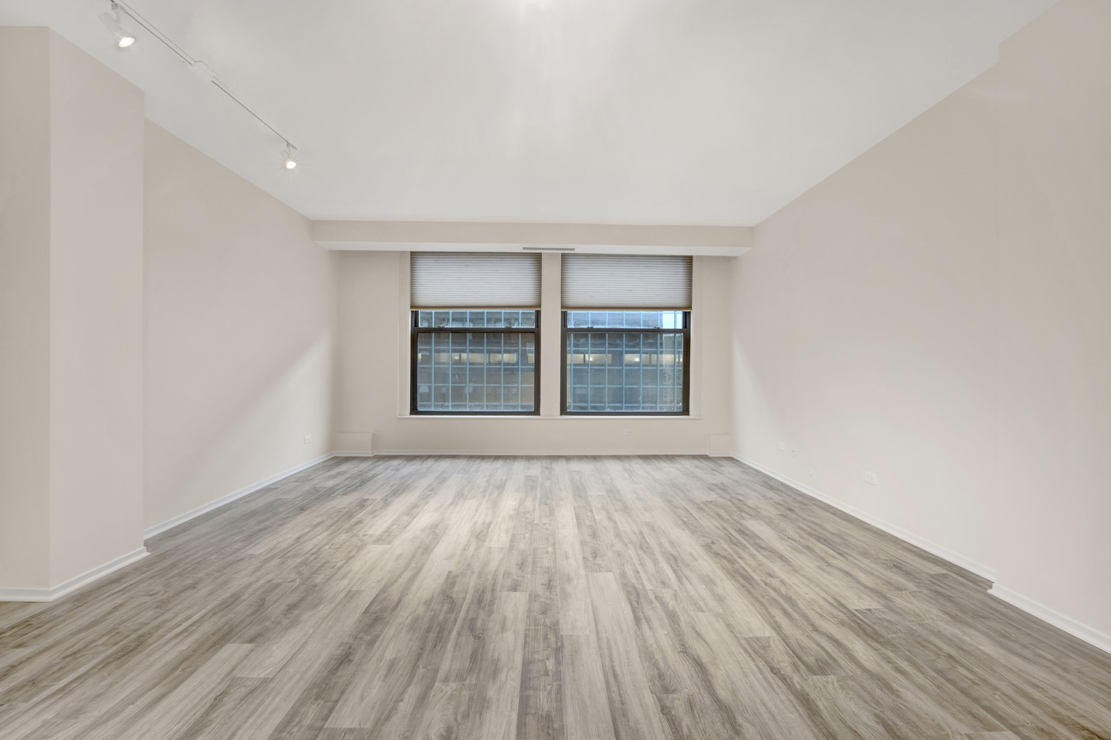 431 S Dearborn Street 801