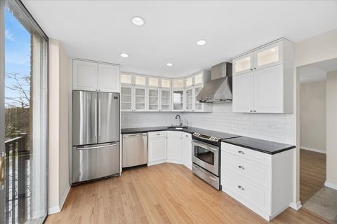 Tiny photo for 424 Park Avenue #501, River Forest, IL 60305 (MLS # 12615318)