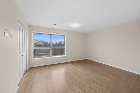 Tiny photo for 424 Park Avenue #501, River Forest, IL 60305 (MLS # 12615318)