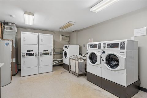 Tiny photo for 424 Park Avenue #501, River Forest, IL 60305 (MLS # 12615318)