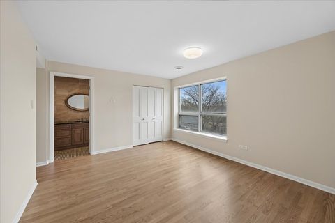 Tiny photo for 424 Park Avenue #501, River Forest, IL 60305 (MLS # 12615318)