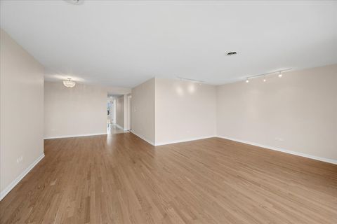 Tiny photo for 424 Park Avenue #501, River Forest, IL 60305 (MLS # 12615318)