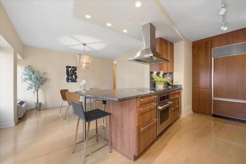 Tiny photo for 1100 N LAKE SHORE Drive #7B, Chicago, IL 60611 (MLS # 12773010)