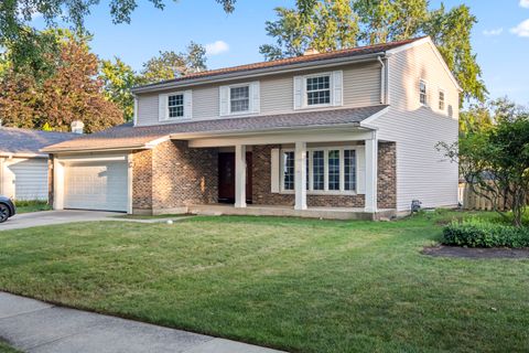 Tiny photo for 1813 E Wood Lane, Mount Prospect, IL 60056 (MLS # 12522057)