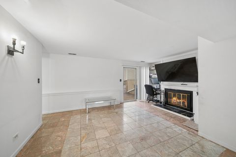 Tiny photo for 2421 Royal Drive #1, Lombard, IL 60148 (MLS # 12577275)