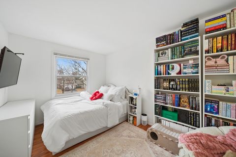 Tiny photo for 2421 Royal Drive #1, Lombard, IL 60148 (MLS # 12577275)