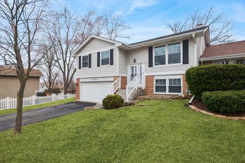 Tiny photo for 2421 Royal Drive #1, Lombard, IL 60148 (MLS # 12577275)