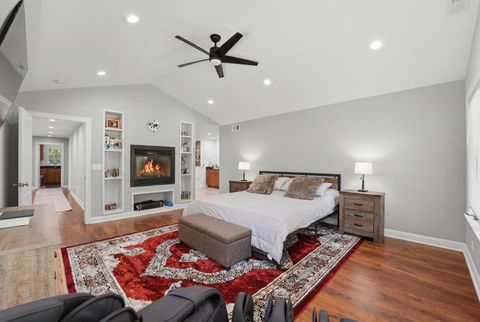 Tiny photo for 26792 W LAKEVIEW Drive S, Lake Barrington, IL 60084 (MLS # 12693521)