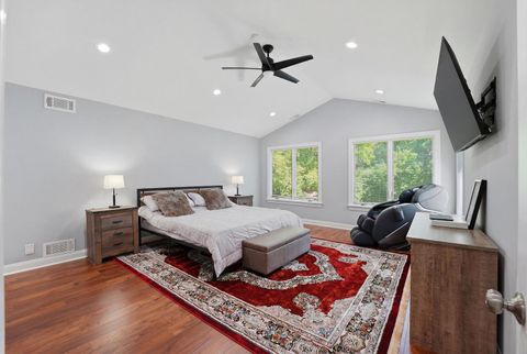 Tiny photo for 26792 W LAKEVIEW Drive S, Lake Barrington, IL 60084 (MLS # 12693521)