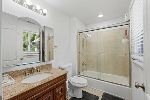 Tiny photo for 26792 W LAKEVIEW Drive S, Lake Barrington, IL 60084 (MLS # 12693521)