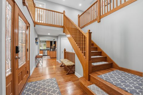 Tiny photo for 26792 W LAKEVIEW Drive S, Lake Barrington, IL 60084 (MLS # 12693521)