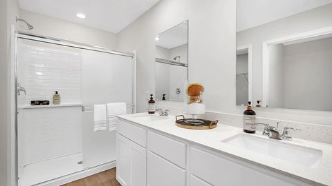 Tiny photo for 904 Cascade Court, Pingree Grove, IL 60140 (MLS # 12661949)