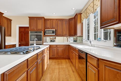 Tiny photo for 7415 Forest Oak Drive, McHenry, IL 60050 (MLS # 12574967)