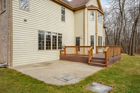 Tiny photo for 7415 Forest Oak Drive, McHenry, IL 60050 (MLS # 12574967)