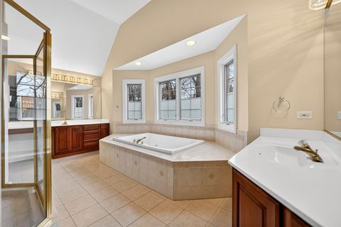 Tiny photo for 7415 Forest Oak Drive, McHenry, IL 60050 (MLS # 12574967)