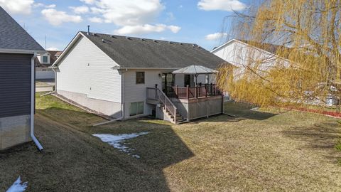 Tiny photo for 1716 Conor Court, Clinton, IA 52732 (MLS # 12597366)